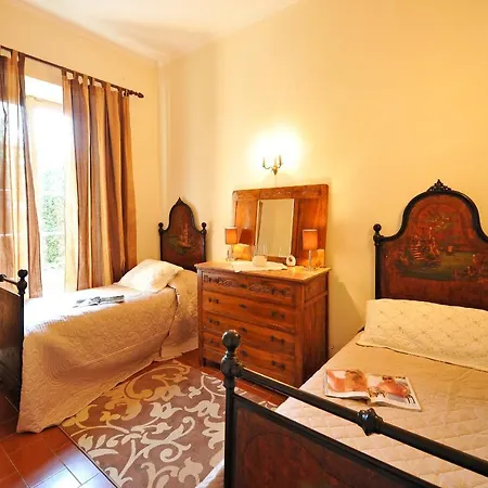 Sleeps 13 Pool فيلة *